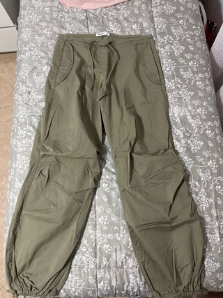 Pantalones cargo verde militar