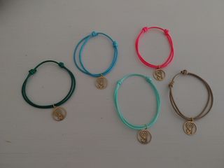 Pulseras Virgen niña