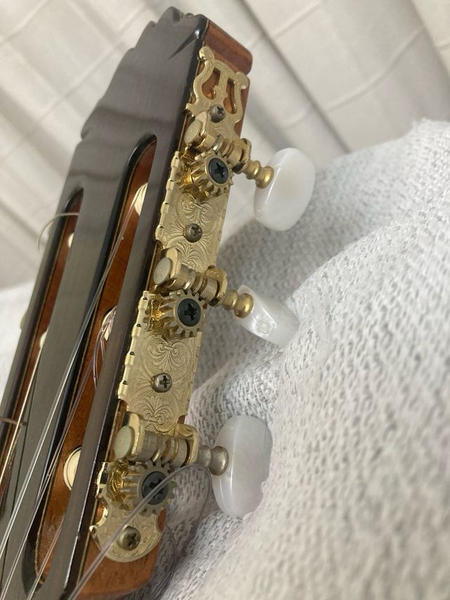 Guitarra Requinto Ricardo Sanchis Carpio Rio