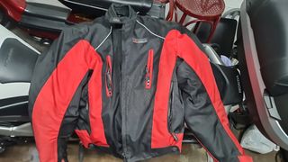 Vendo chaqueta de moto