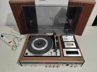 Tocadiscos vintage BETTOR EF-330 con altavoces