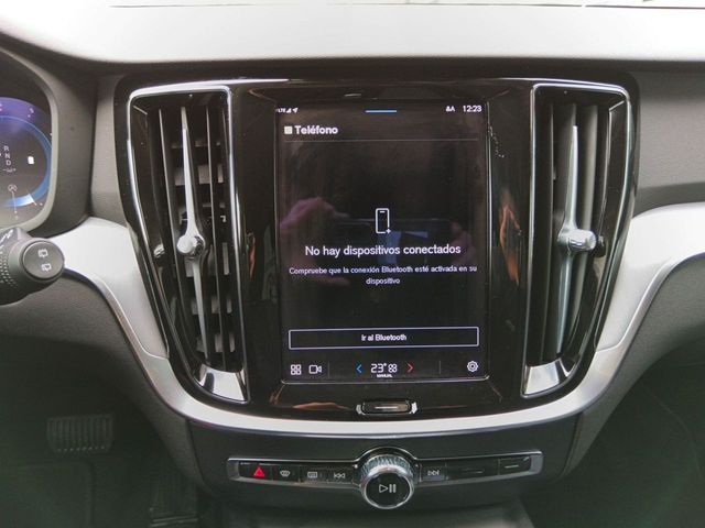 Volvo V60 B4 Core AWD