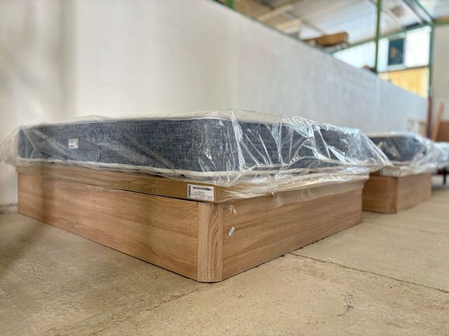 Canape y colchon nuevo 1.35