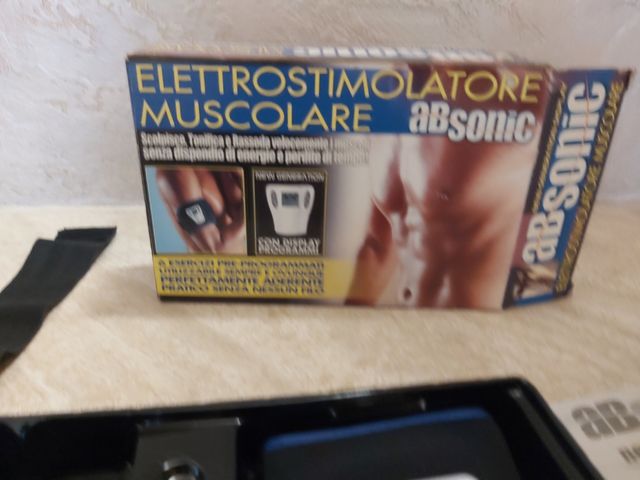 Elettrostimolatore muscolare della marca AB Sonic,