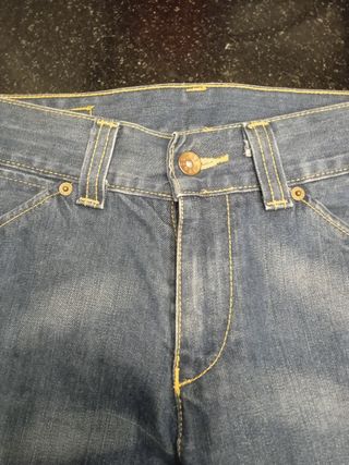 PANTALON LEVIS