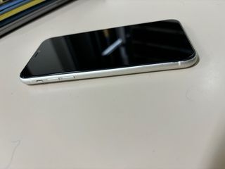 iPhone 11 blanco white