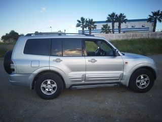 Mitsubishi Montero 2002