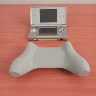 Empuñadura Nintendo DS Light [ NDS Light Grip ]