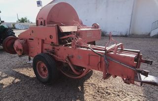 Empacadora BATLLE  E-262 TC