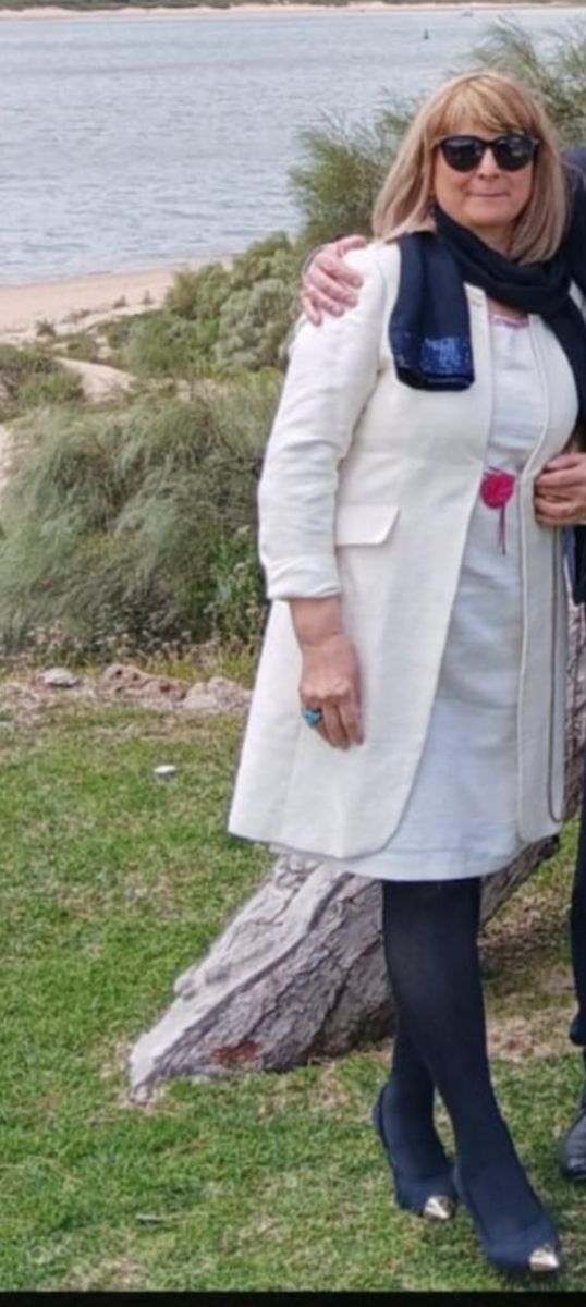 Traje ideal ceremonias comuniones abrigo y vestido