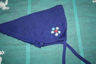 Cappello-foulard in lana vintage per bambina