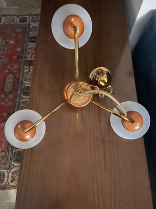 Lampadario a tre bracci