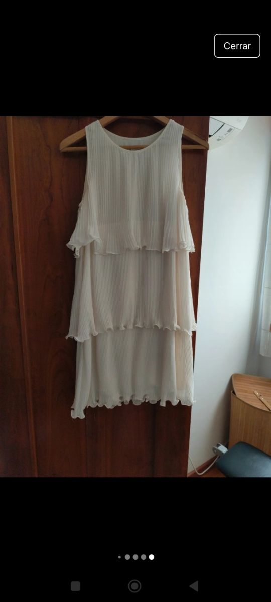 Vestido blanco plisado