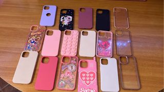 Custodie iPhone 13: 15 pezzi