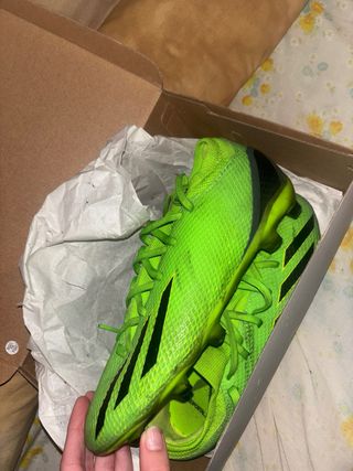 Botas de fútbol.