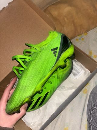 Botas de fútbol.