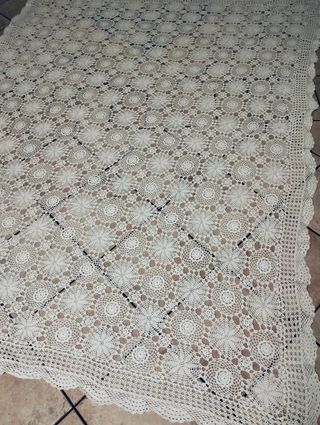 Copriletto a l'uncinetto