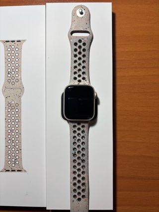 Apple watch SE (2023) 40mm + correas