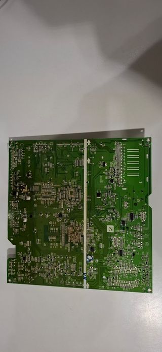 PLACA BASE DE TELEVISIÓN LG 37LC55.