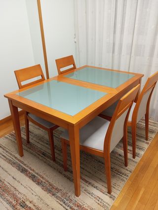 Mesa comedor 4 sillas - Madera cristal. 