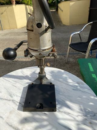 Taladro con suporte