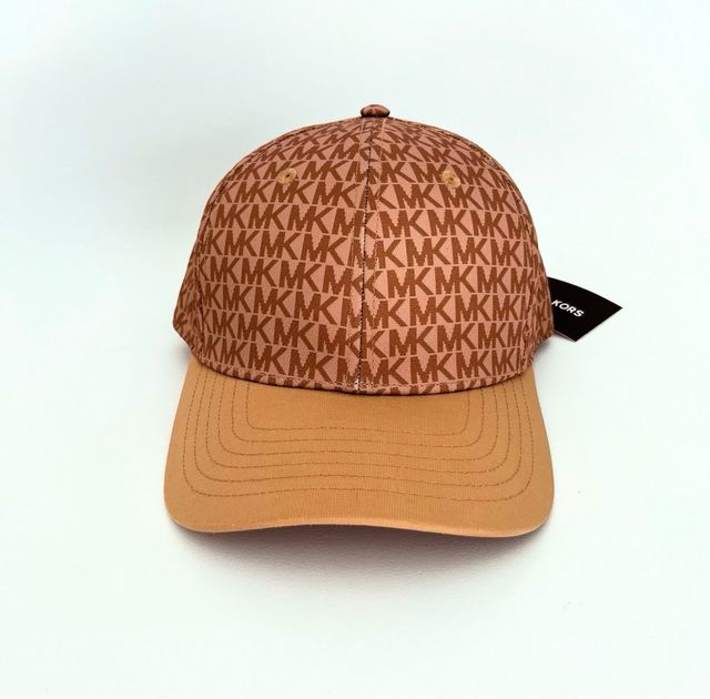 Gorra beige logo de Michael Kors