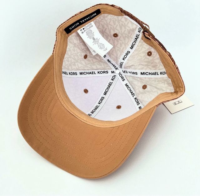 Gorra beige logo de Michael Kors