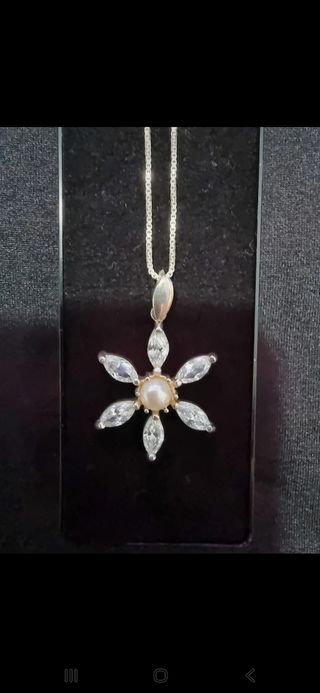 Collar plata 925 con colgante flor y perla central