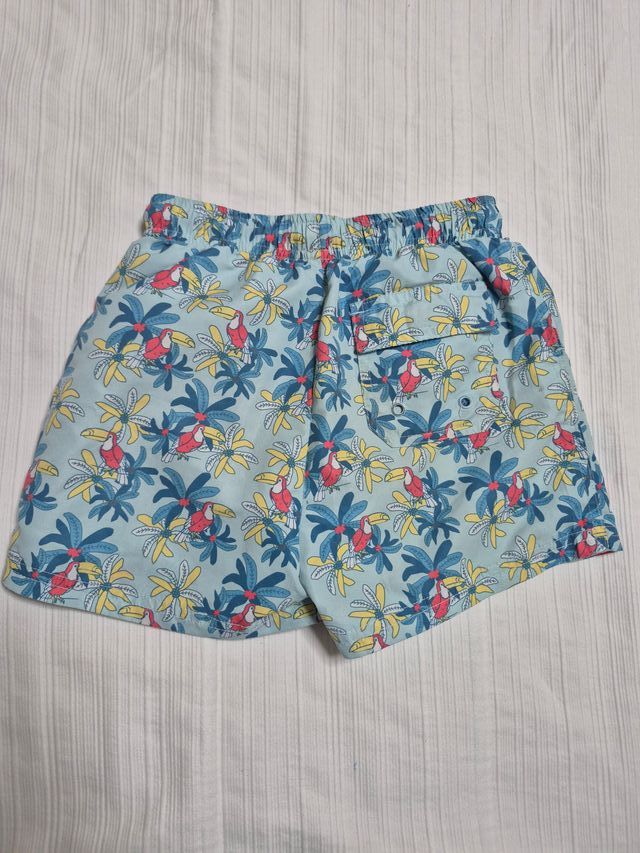 Gocco bañador y camiseta. Talla 7-8 años