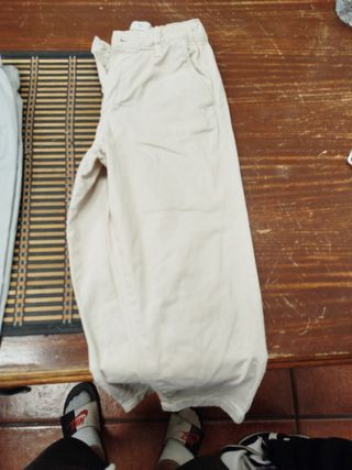 4 Pantalones niño: beige, azul marino