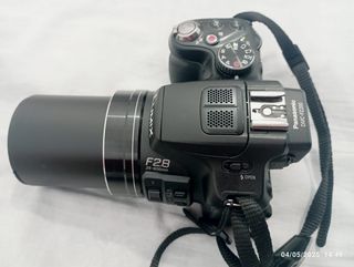 Videocámara Panasonic DMC-FZ72