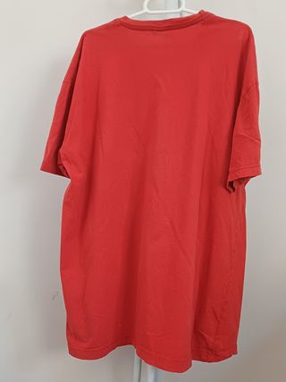 Camiseta roja tortuga marina