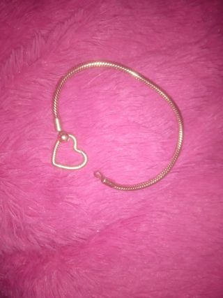 Pulsera Pandora corazón 