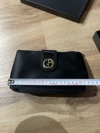 Neceser Giorgio Armani nuevo sin estrenar