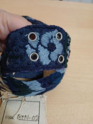 Cintura ricamata vintage blu