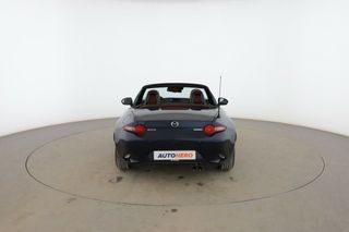 Mazda MX-5 1.5 Skyactiv G Kazari