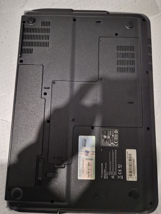 Portátil Packard Bell - Negro y Plata