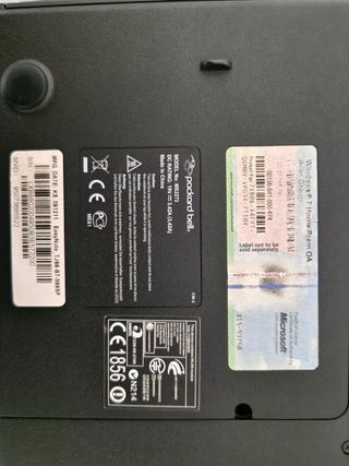Portátil Packard Bell - Negro y Plata