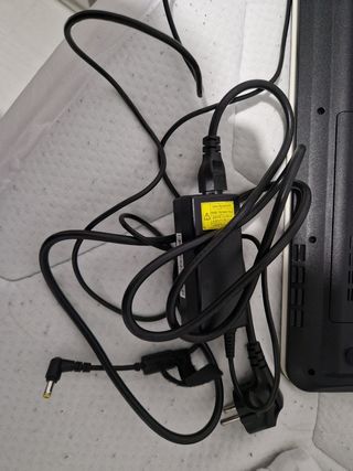 Portátil Packard Bell - Negro y Plata