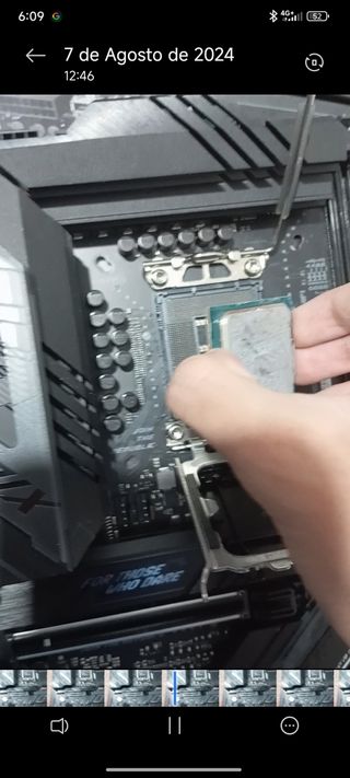 Placa base rog strix z790-f (Negociable)