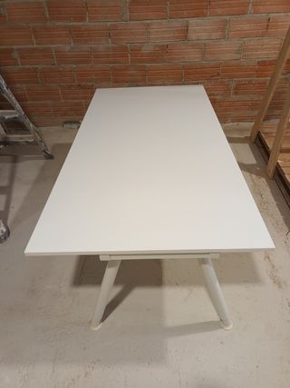 Mesa oficina regulable