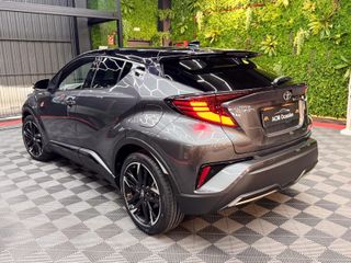 TOYOTA C-HR 2.0 180H GR Sport Black Edition
