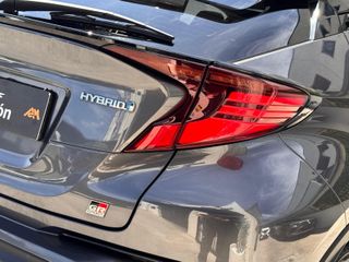 TOYOTA C-HR 2.0 180H GR Sport Black Edition