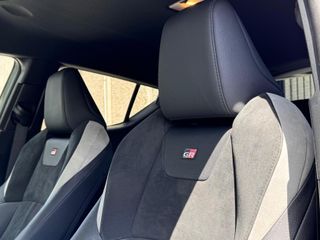 TOYOTA C-HR 2.0 180H GR Sport Black Edition