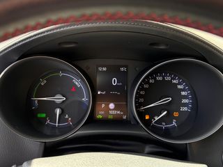 TOYOTA C-HR 2.0 180H GR Sport Black Edition