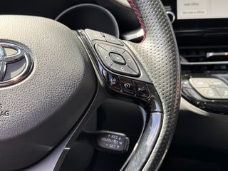 TOYOTA C-HR 2.0 180H GR Sport Black Edition