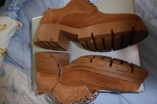 Scarpe stringate