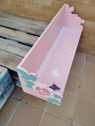 Estantería infantil rosa