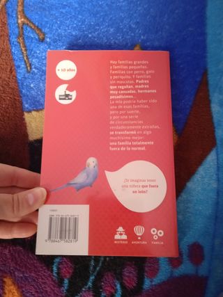 Lady Scarlet y la fantástica historia de la niñ...