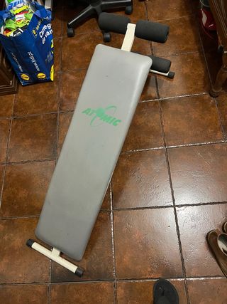 Banco de abdominais ATOMIC